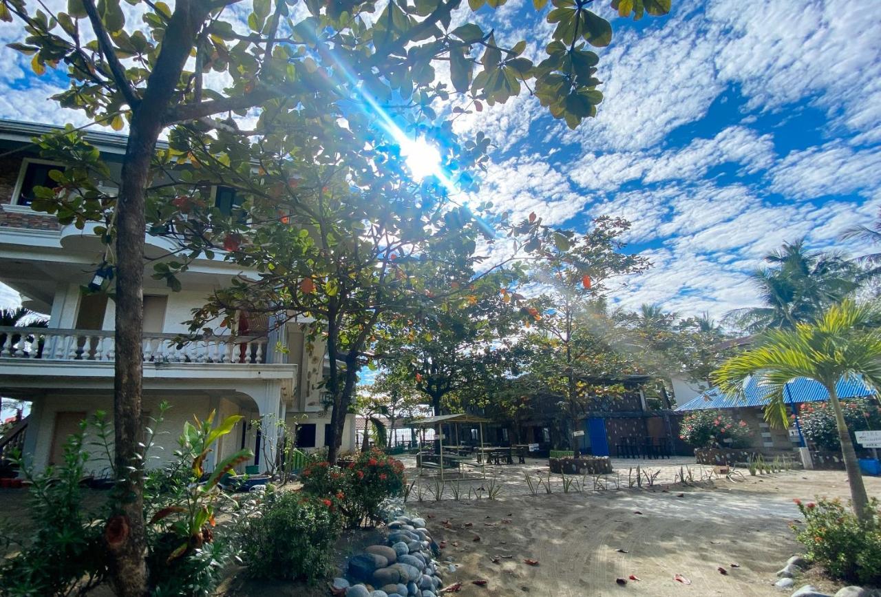 Reddoorz @ Seasun Beach Resort And Hotel Zambales Santa Cruz  Экстерьер фото