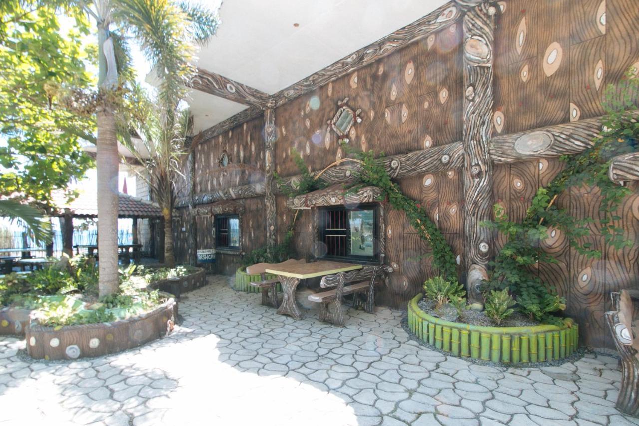 Reddoorz @ Seasun Beach Resort And Hotel Zambales Santa Cruz  Экстерьер фото