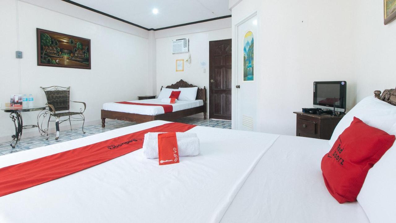 Reddoorz @ Seasun Beach Resort And Hotel Zambales Santa Cruz  Экстерьер фото